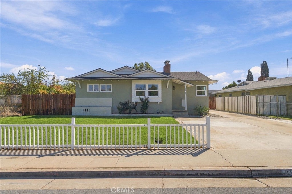 6072 Grand Avenue