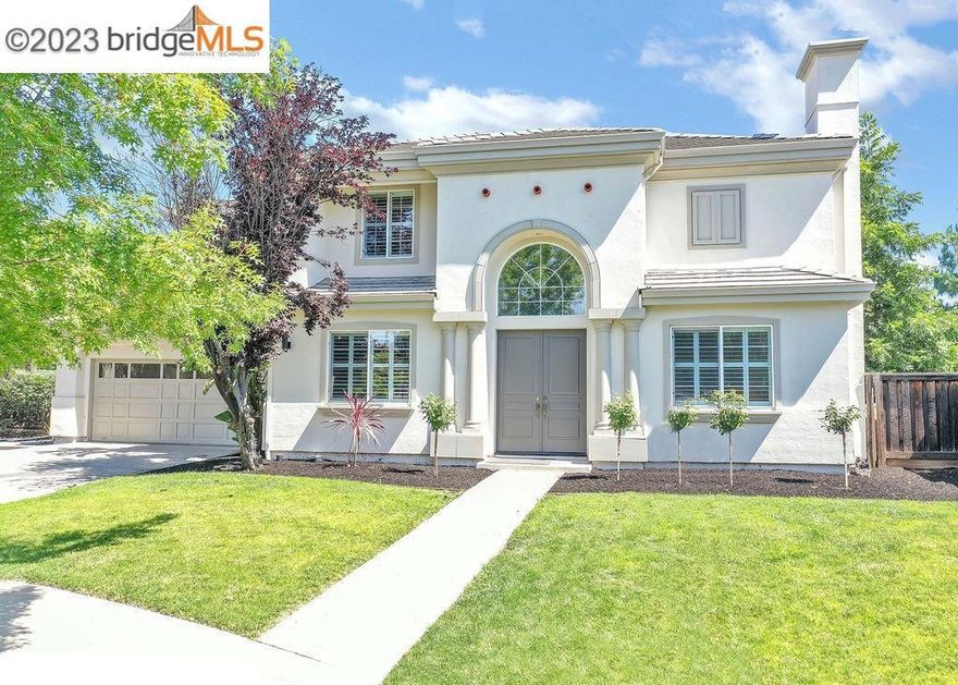 Open House Sat/Sun 1-4pm.  Beautiful 5 bedroom + den area, 3 bath home nestled in the Lexington Park neighborhood of Brentwood.  The long and open entry invites you to the den, downstairs bed/bath, formal dining room, family room and kitchen combo!  Large kitchen has granite counters, gas burning stove, microwave over oven, butlers pantry area and custom built in fridge.  New carpet/LVP flooring, paint and plantation shutters throughout.  Landscaped front yard and low-maintenance backyard.  Close to shopping, restaurants, parks and Hwy4.