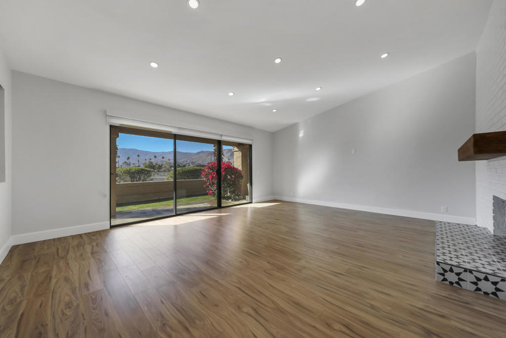 129 Camino Arroyo S