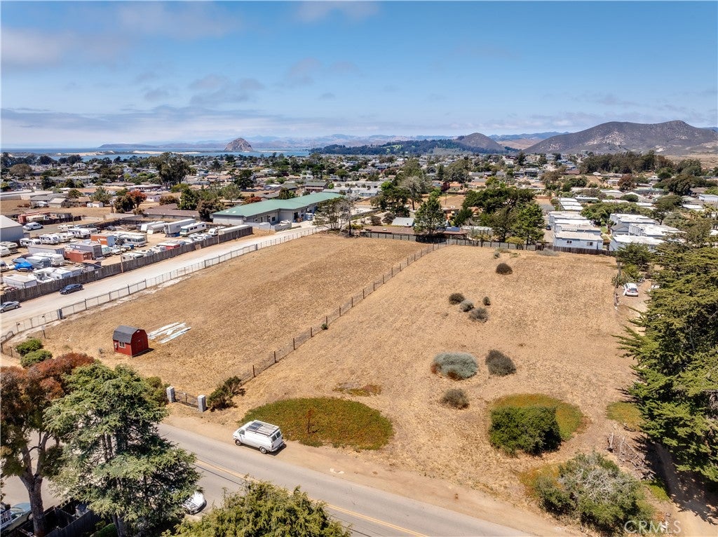 1250 Los Olivos