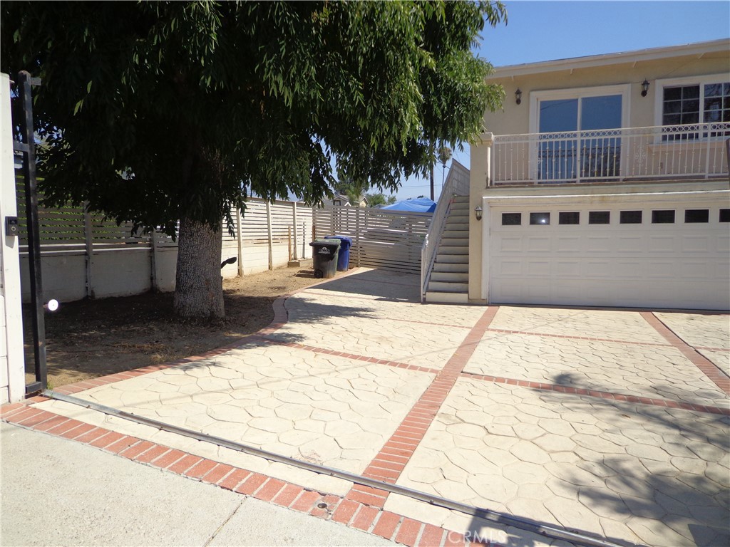 1908 & 1910 Bailey Avenue