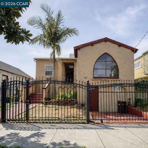 Photo of 1925 E 15th st St, Oakland, CA 94606 (MLS # 41123739)