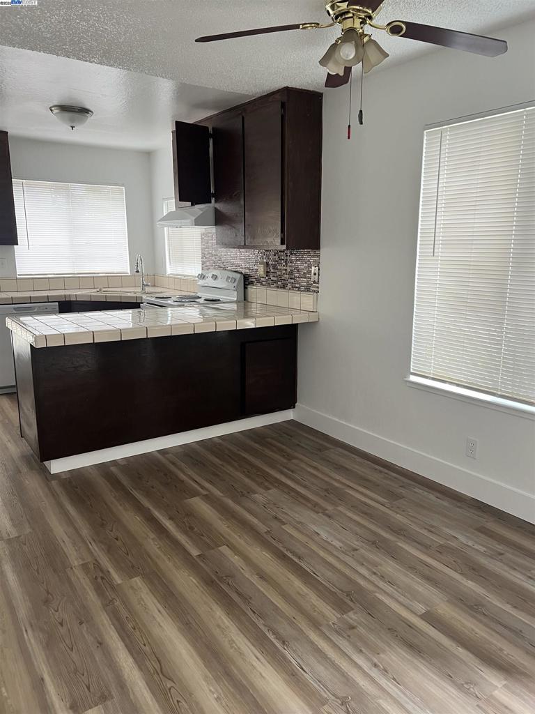 PARKMONT - Residential