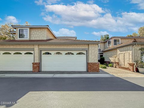 Photo of 29717 Strawberry Hill Drive, Agoura Hills, CA 91301 (MLS # 226002167)