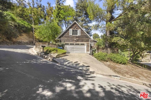 Tiny photo for 14807 Round Valley Drive, Sherman Oaks, CA 91403 (MLS # 26862303)