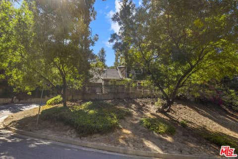 Tiny photo for 14807 Round Valley Drive, Sherman Oaks, CA 91403 (MLS # 26862303)
