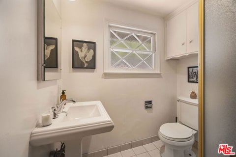 Tiny photo for 14807 Round Valley Drive, Sherman Oaks, CA 91403 (MLS # 26862303)