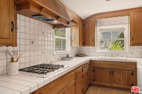 Tiny photo for 14807 Round Valley Drive, Sherman Oaks, CA 91403 (MLS # 26862303)