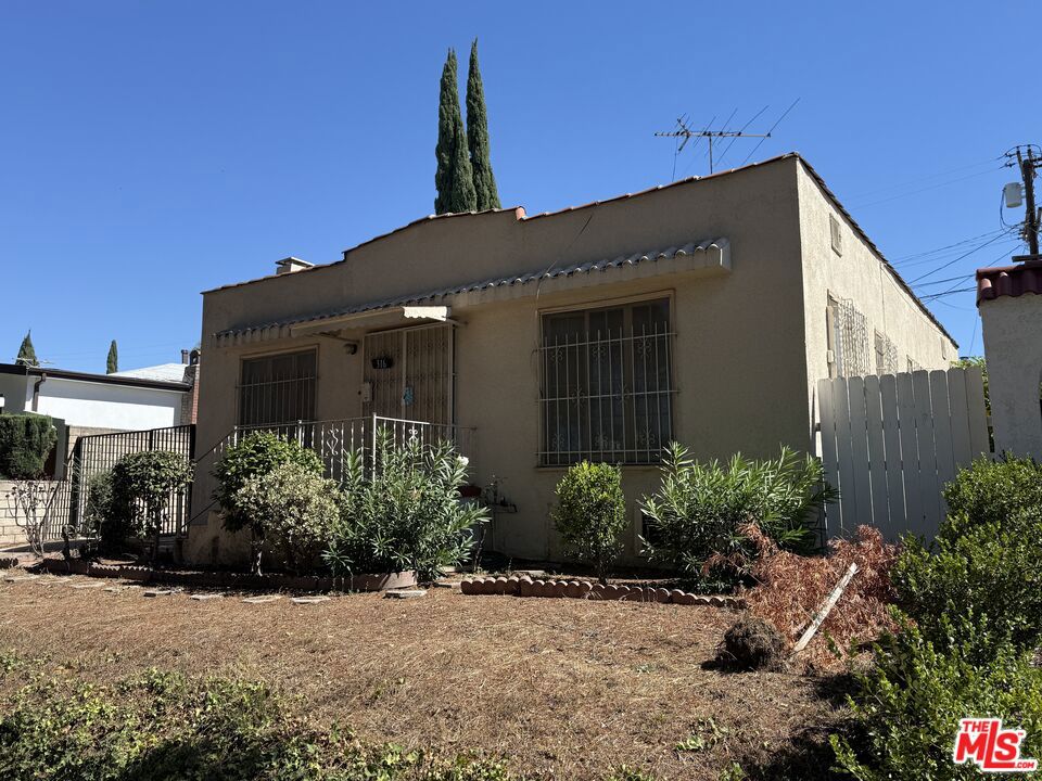 316 N Bronson Avenue