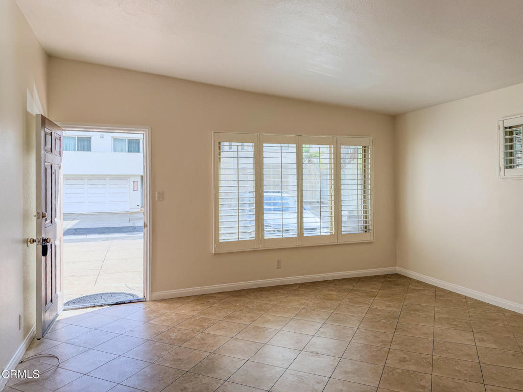 Pierpont/Ocean Front - 0276 - Residential Lease