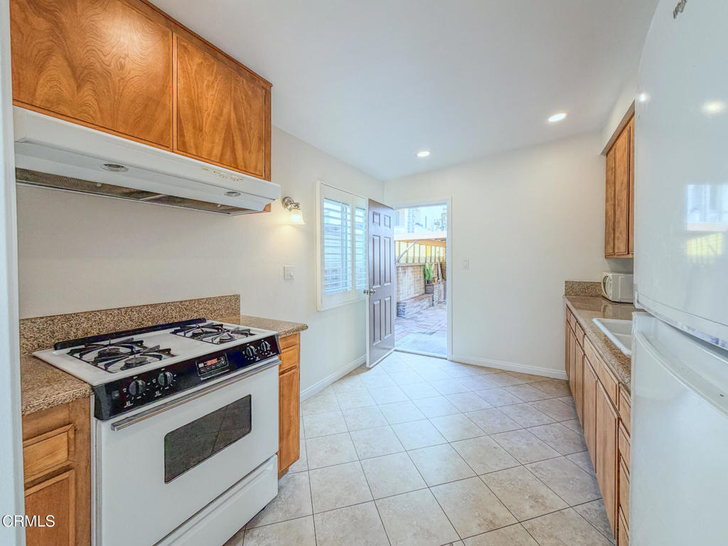 Pierpont/Ocean Front - 0276 - Residential Lease