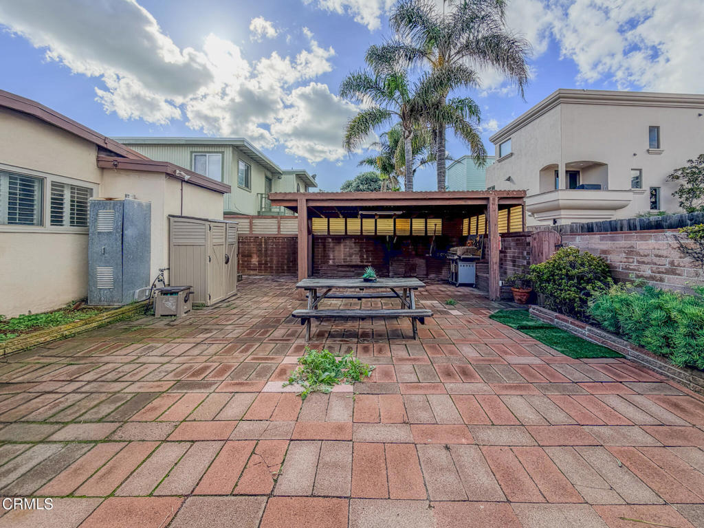 Pierpont/Ocean Front - 0276 - Residential Lease