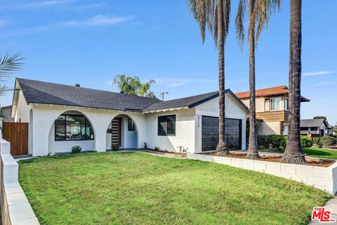 8754 Parkcliff Street Downey CA 90242