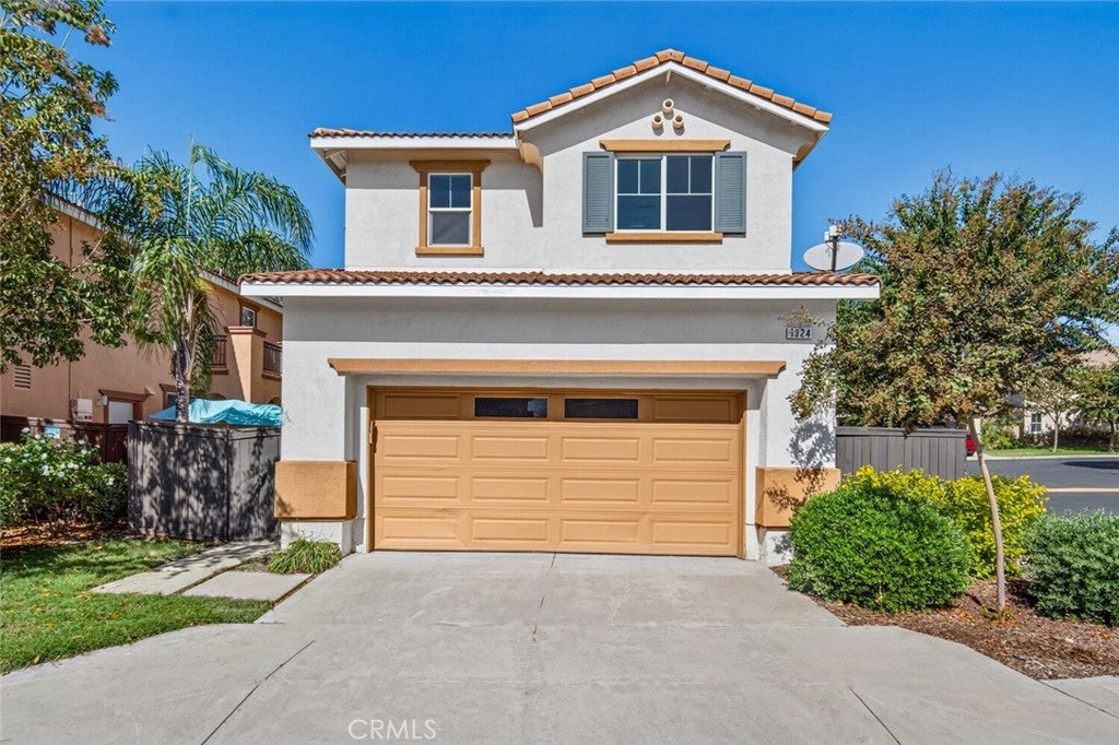 1324 Estel