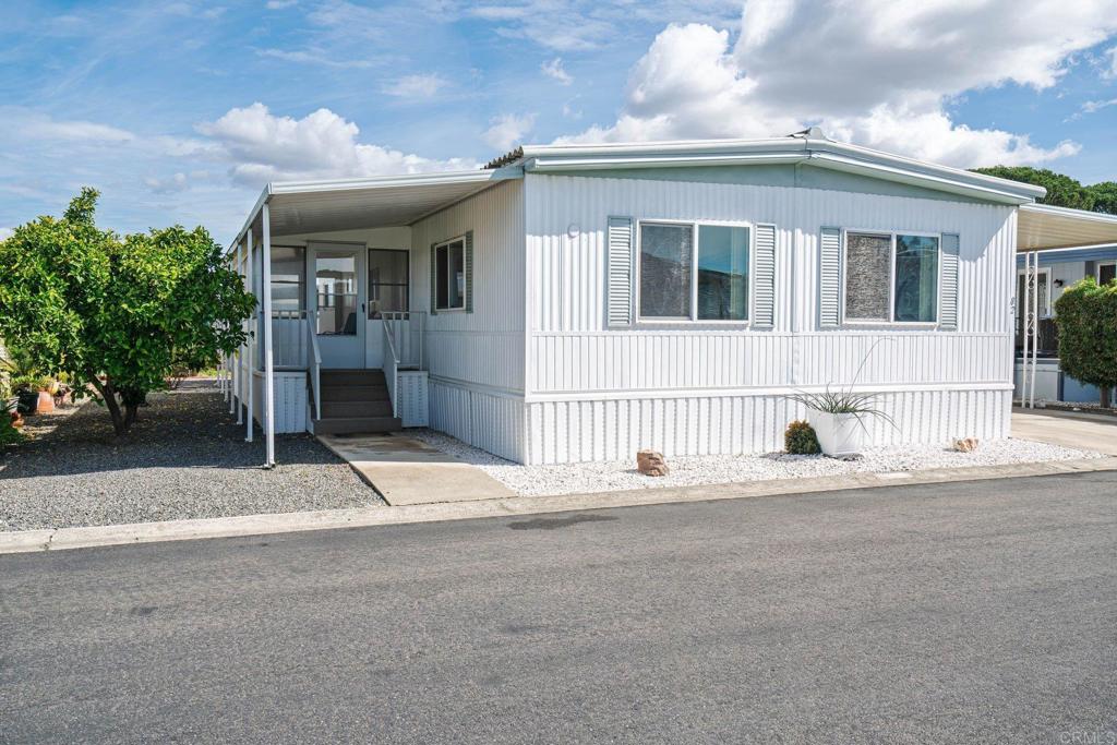 1286 Discovery Street 82