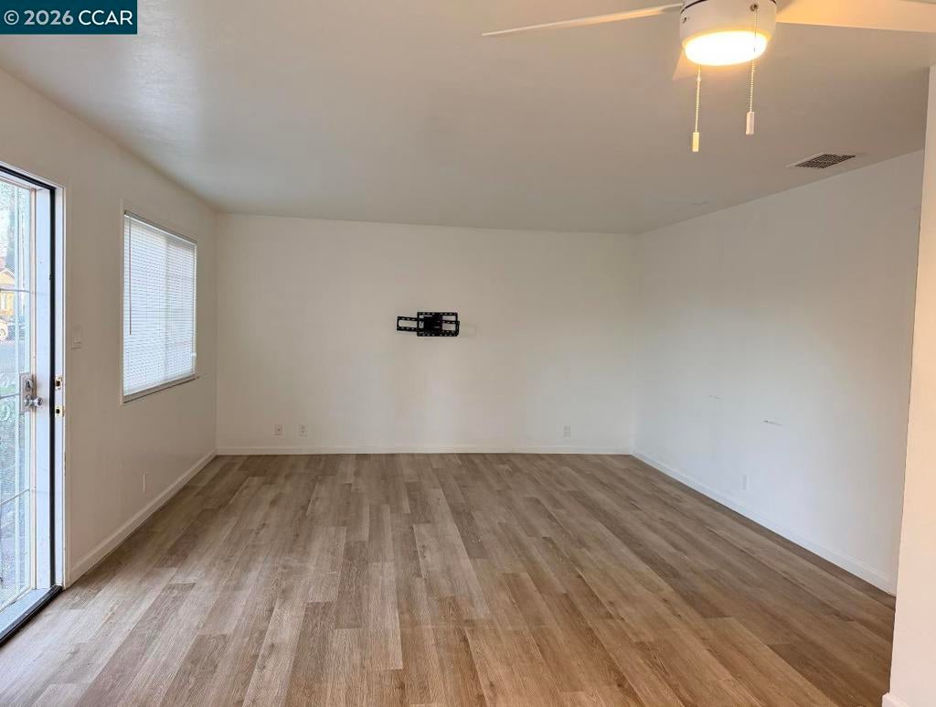 2118 Peppertree Way 1