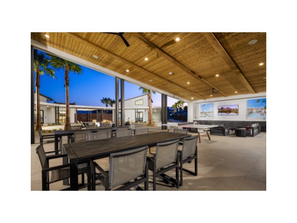 Stella at University Park - Residential