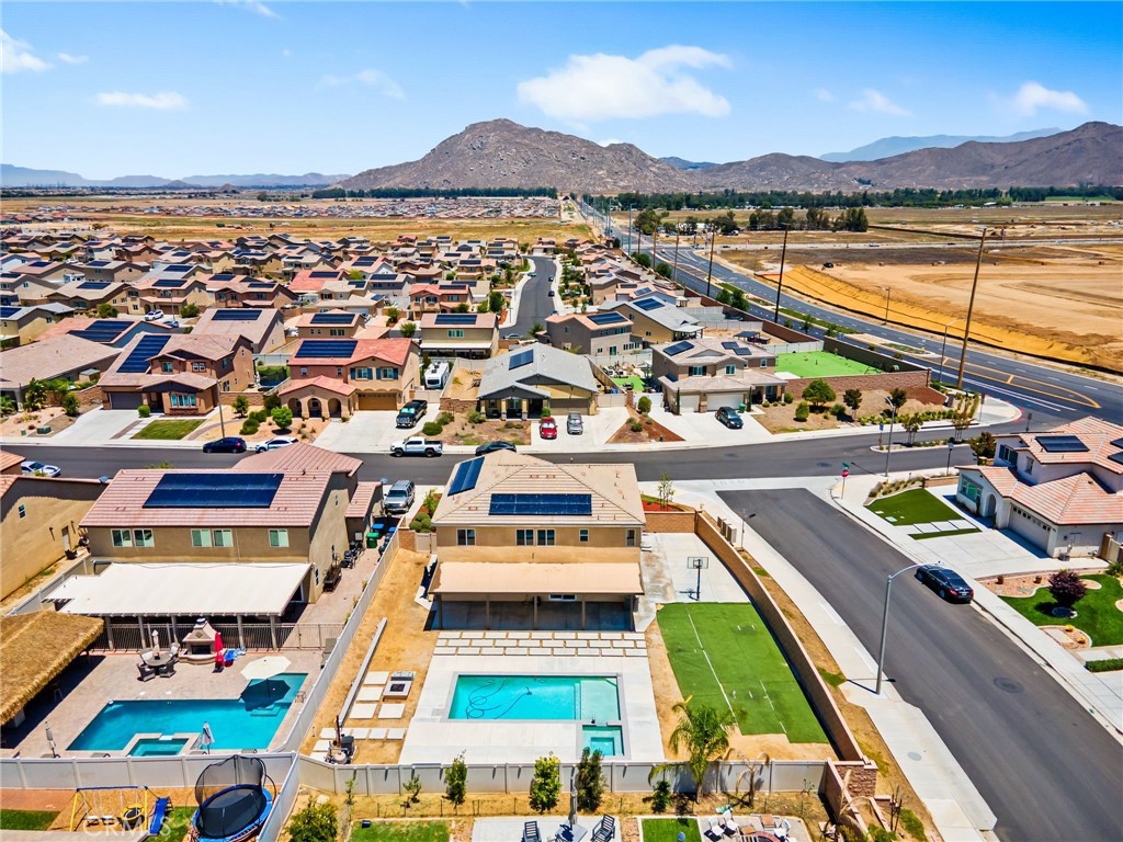 30985 Foxhollow Drive