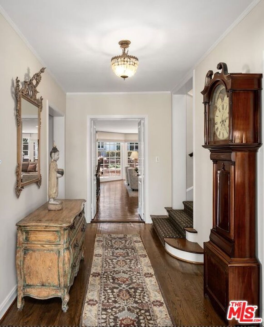 Photo of 444 Loring Avenue, Los Angeles, CA 90024 (MLS # 25542759)