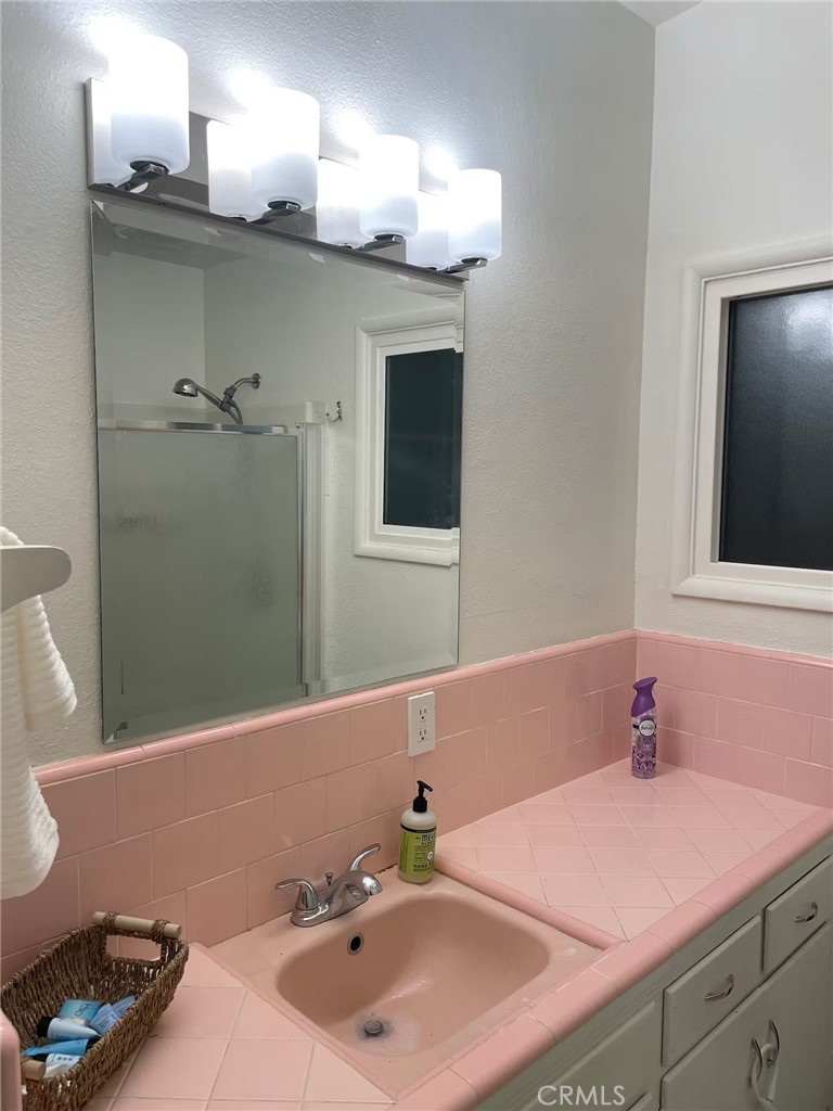 Ocean Beach - Residential Lease