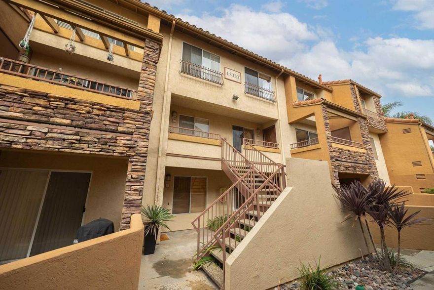 San Diego living in the Villa Taviana community in this top floor 2-bedroom 2.5-bathroom Condo w/ Dual master suites. New LVP flooring and fresh paint throughout. Private outdoor balcony space. Quiet location set back from the main streets, close to shopping, freeway access and in the award winning Poway Unified School district. Enjoy HOA amentities: pool/spa, gym, tennis court, playground, 2 parking spaces.