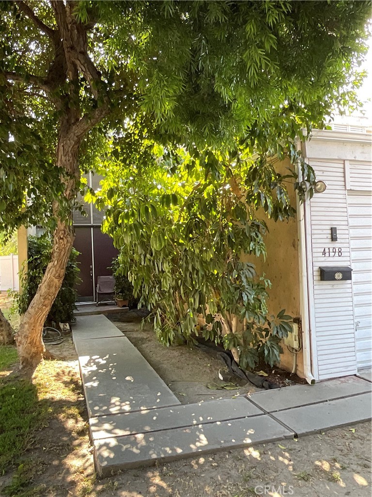4196 4198 Del Mar Ave