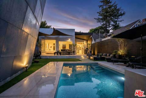 Photo of 8752 Rangely Avenue, West Hollywood, CA 90048 (MLS # 26859119)