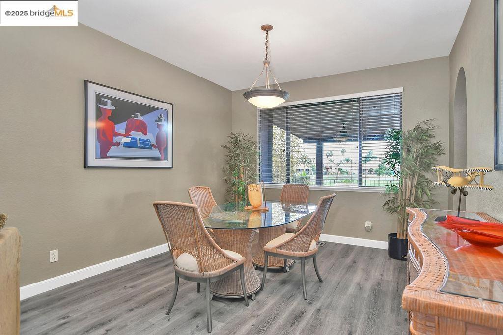 DISCOVERY BAY COUNTRY CLUB - Residential