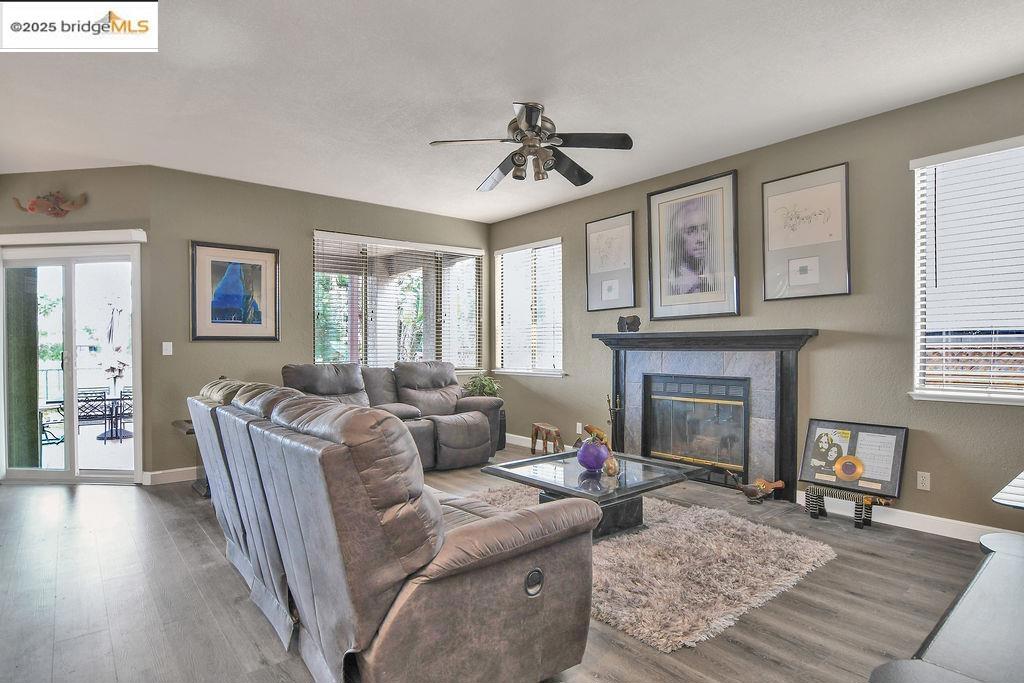 DISCOVERY BAY COUNTRY CLUB - Residential