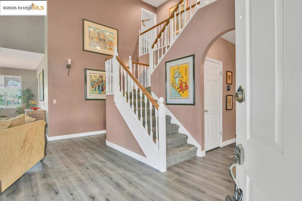 DISCOVERY BAY COUNTRY CLUB - Residential