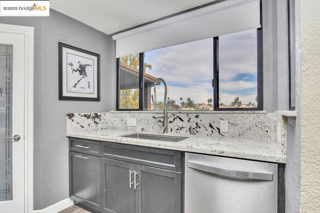 DISCOVERY BAY COUNTRY CLUB - Residential