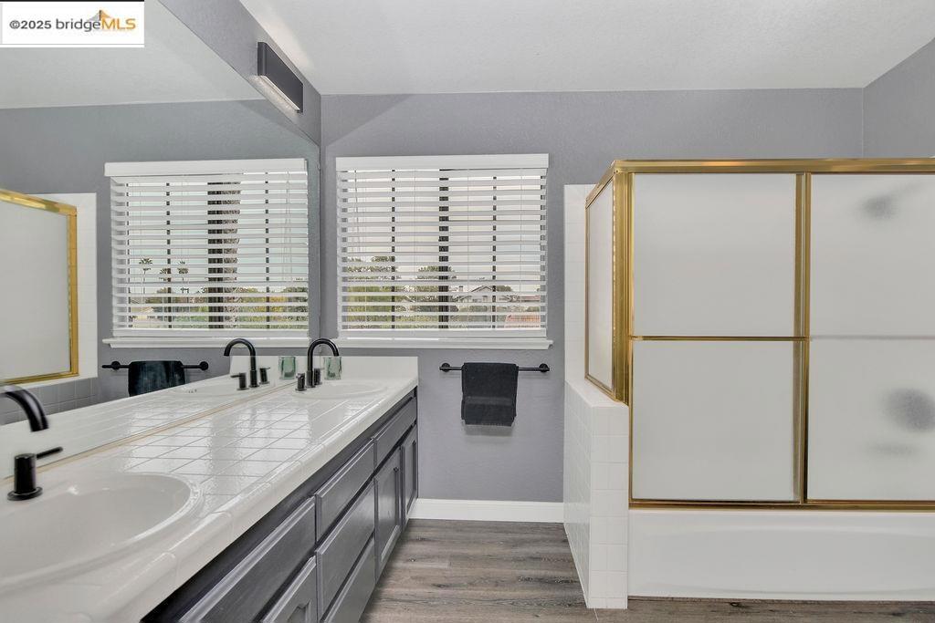 DISCOVERY BAY COUNTRY CLUB - Residential