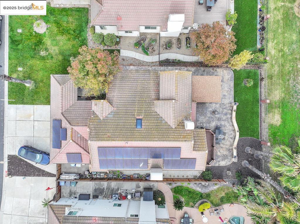 DISCOVERY BAY COUNTRY CLUB - Residential