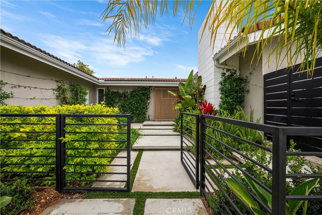 3400 Lama Avenue