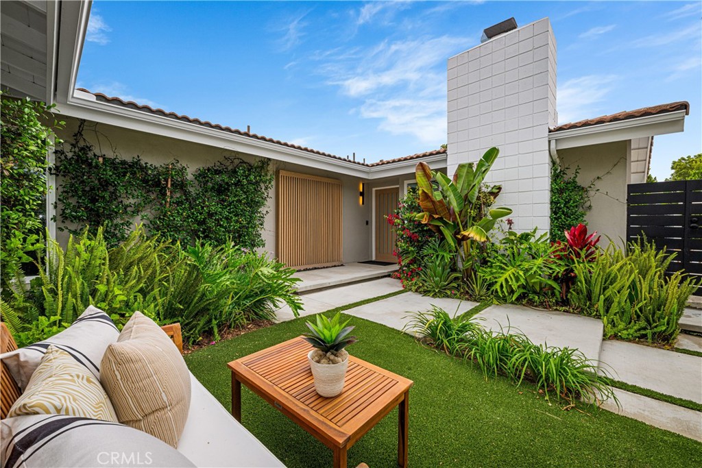3400 Lama Avenue
