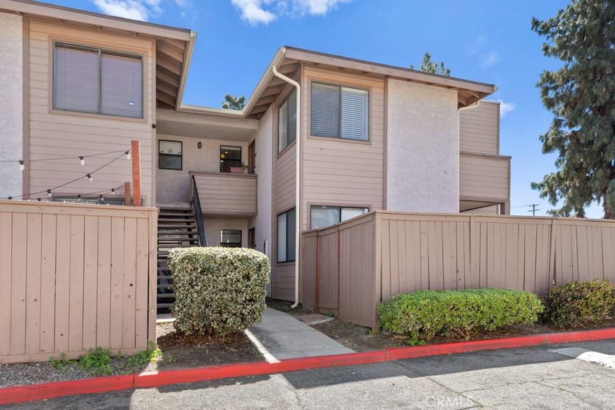 Discover this cozy and well-maintained upstairs condo conveniently located near downtown Riverside, UC Riverside, and with easy access to the 215 Freeway. Recent upgrades make this home move-in ready, including brand-new bathroom flooring, a new bathtub, bathroom painted and new medicine cabinet put in. Updated sink fixtures in both the kitchen and bathroom. The kitchen features appliances less than a year old, along with a recently installed water line for the refrigerator. Enjoy year-round comfort with a new heating and air system (2022) and a stylish new ceiling fan. Additional upgrades include new blinds (2022) and a refreshed balcony floor (2023) courtesy of the HOA. Don’t miss out on this fantastic opportunity to own a well-updated home in a great location!