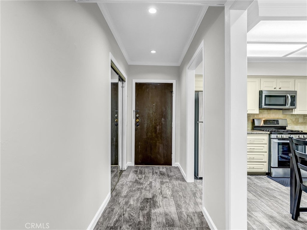 500 Jackson Place 302