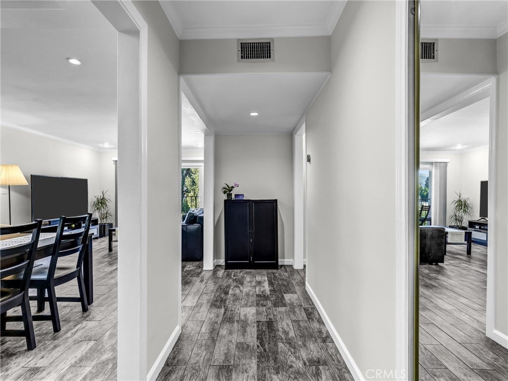 500 Jackson Place 302