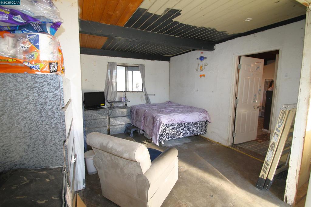 SHORE ACRES - Residential