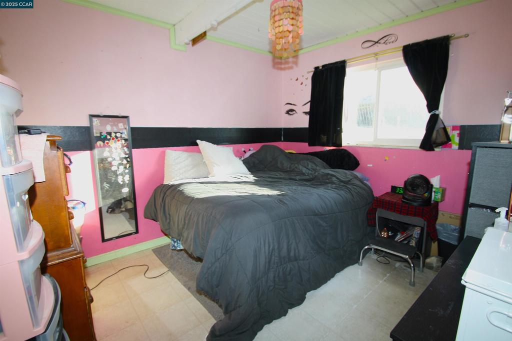 SHORE ACRES - Residential