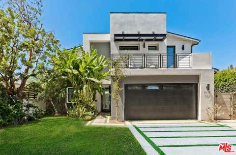 Photo of 3641 Barry Avenue, Los Angeles, CA 90066 (MLS # 26870131)