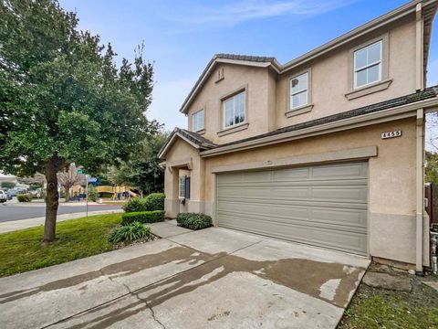 Photo of 4455 4455 Meadow Valley Cir Cir, Fairfield, CA 94534 (MLS # 41122627)