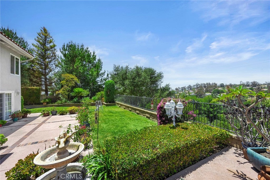 22182 Abrazo, Mission Viejo CA 92691 - Photo 23