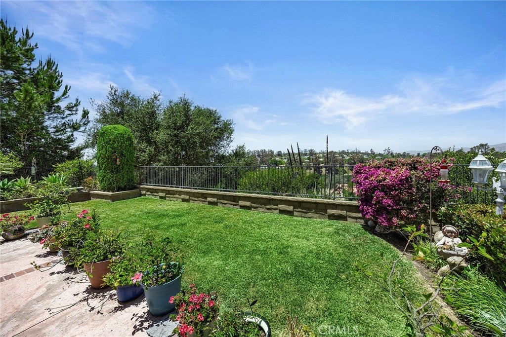 22182 Abrazo, Mission Viejo CA 92691 - Photo 21
