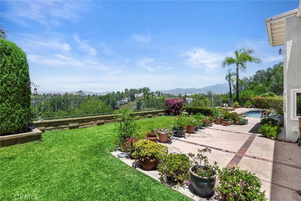 22182 Abrazo, Mission Viejo CA 92691 - Photo 18