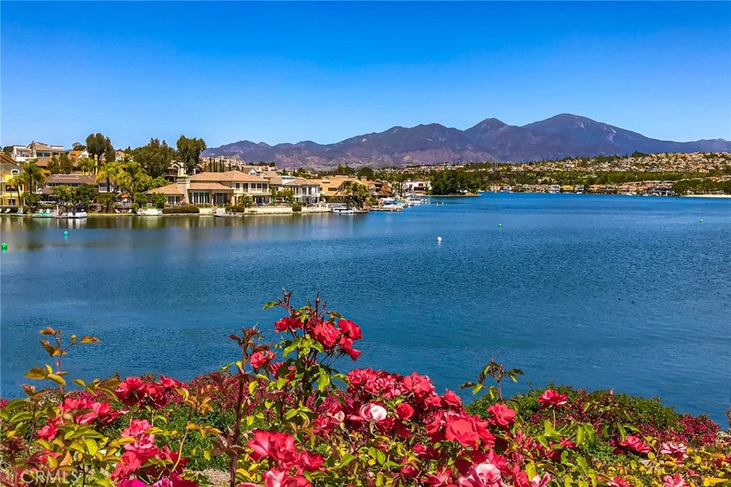 22182 Abrazo, Mission Viejo CA 92691 - Photo 40
