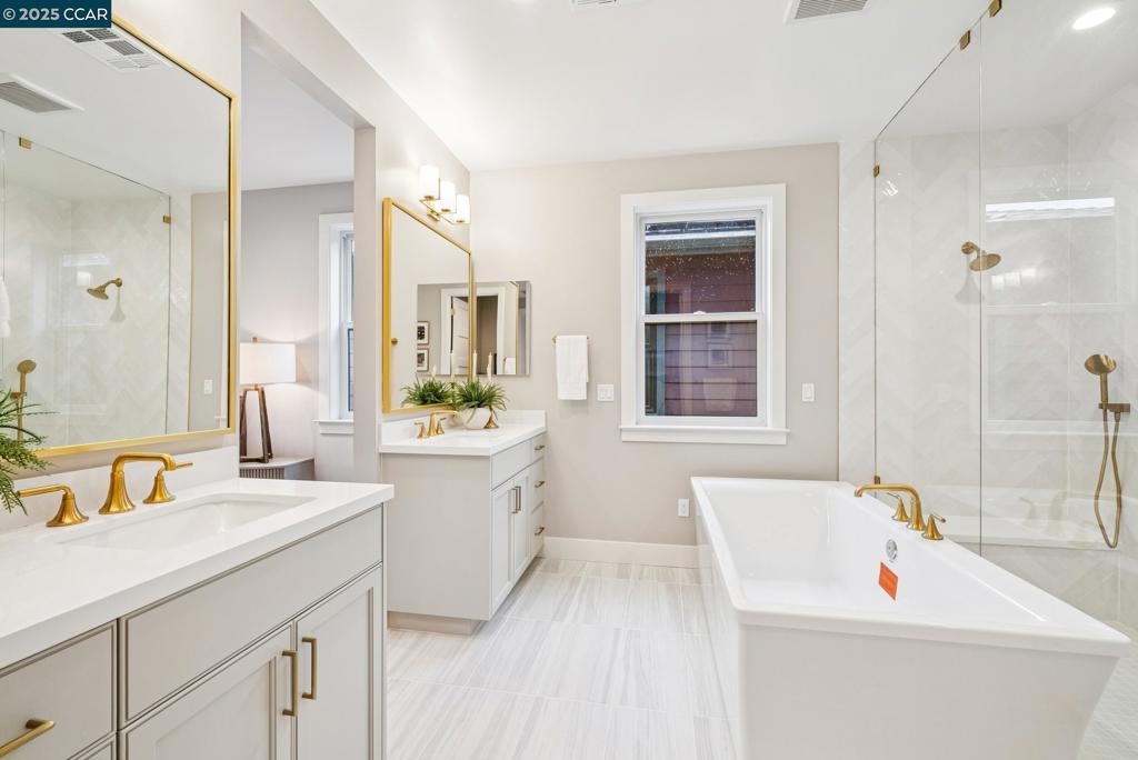 WALNUT BLVD - Residential