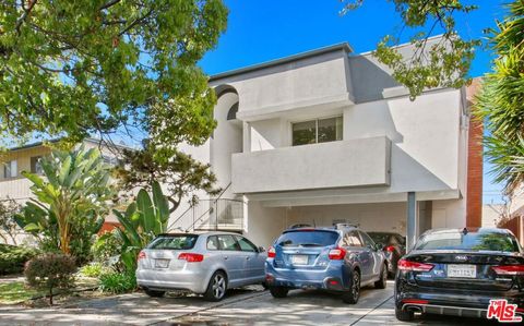 Photo of 3735 Mentone Avenue, Los Angeles, CA 90034 (MLS # 26832941)