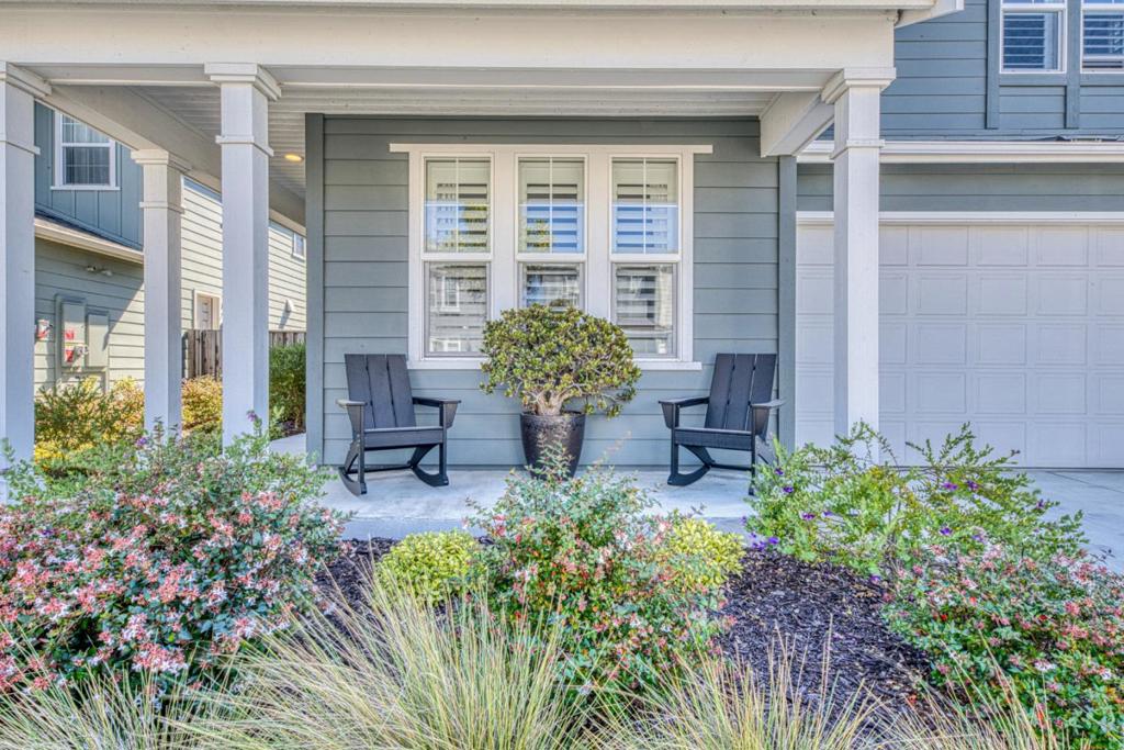 236 Bungalow Court