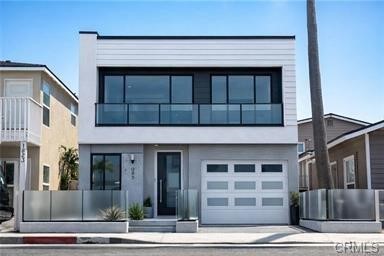 1825 W Balboa Boulevard